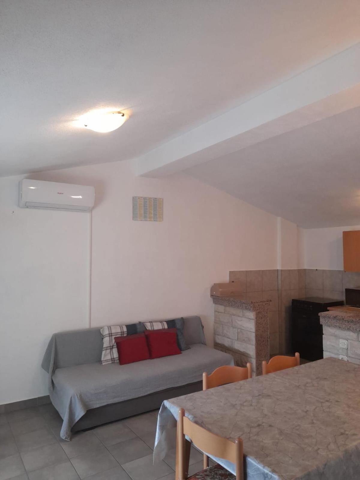 Apartman Karin 2 Senj  Dış mekan fotoğraf
